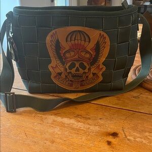 Harvey’s original Green Skull Design Medium Messenger Bag